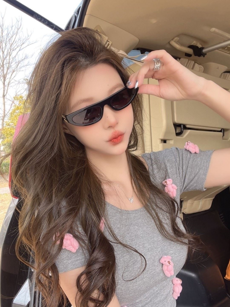 Miu miu Sunglasses